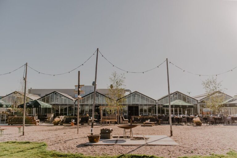 Kofferbakverkoop Brasserie Buitenhuis — Rommel- en vlooienmarkt in Katwijk